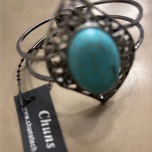 Chuns Turquoise and Silver Women's Bracelet